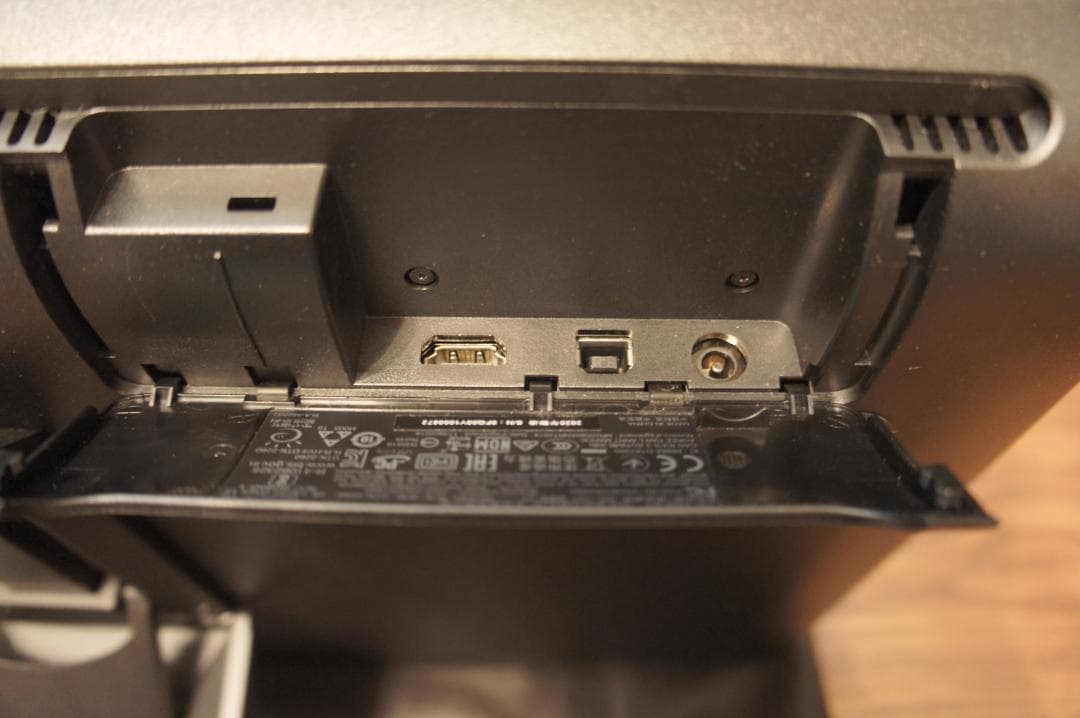 【Wacom】Wacom Cintiq 22 (DTK2260K0D)