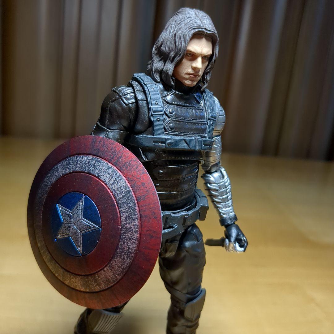 MAFEX No.203　ウィンターソルジャー　•　ウェポンセット