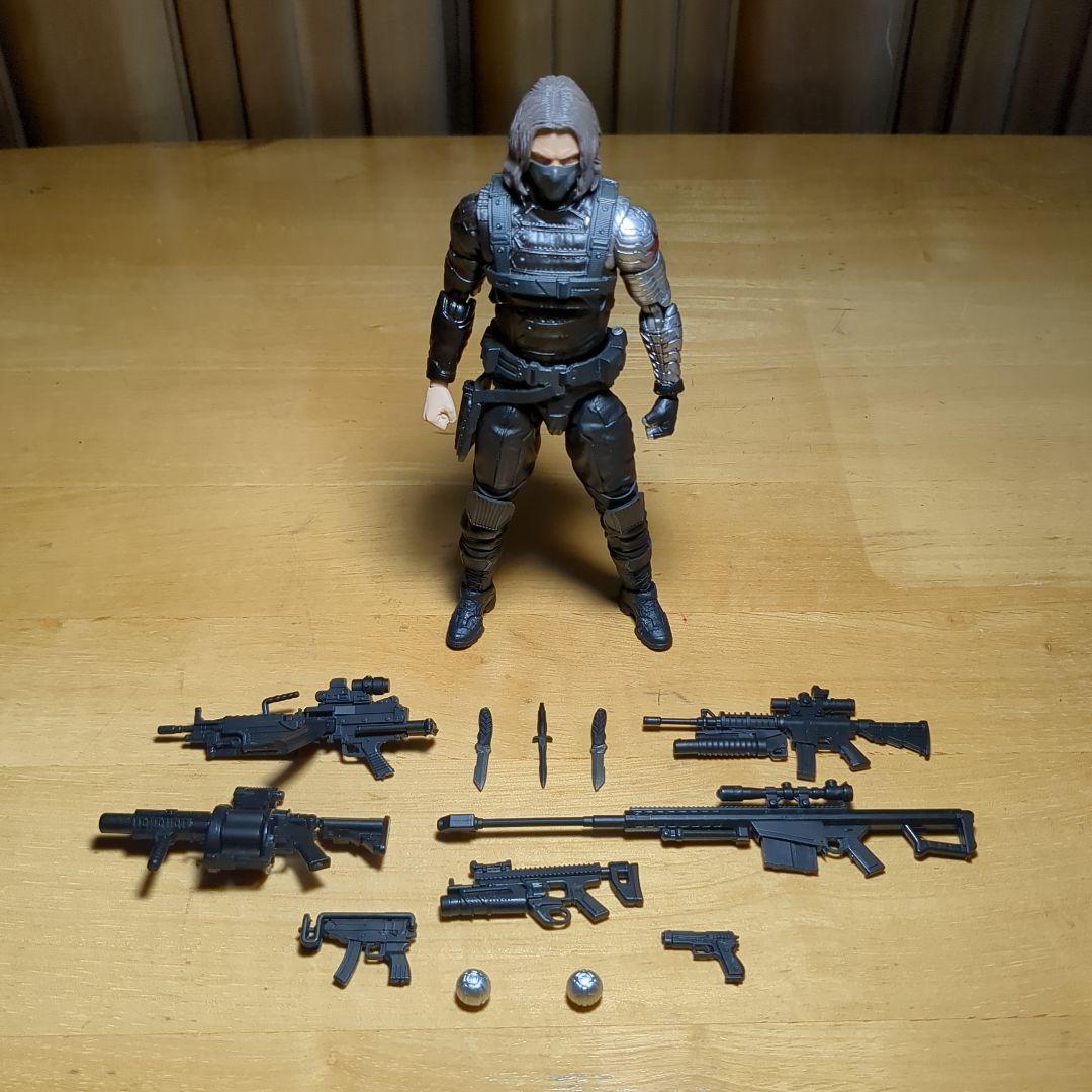 MAFEX No.203　ウィンターソルジャー　•　ウェポンセット