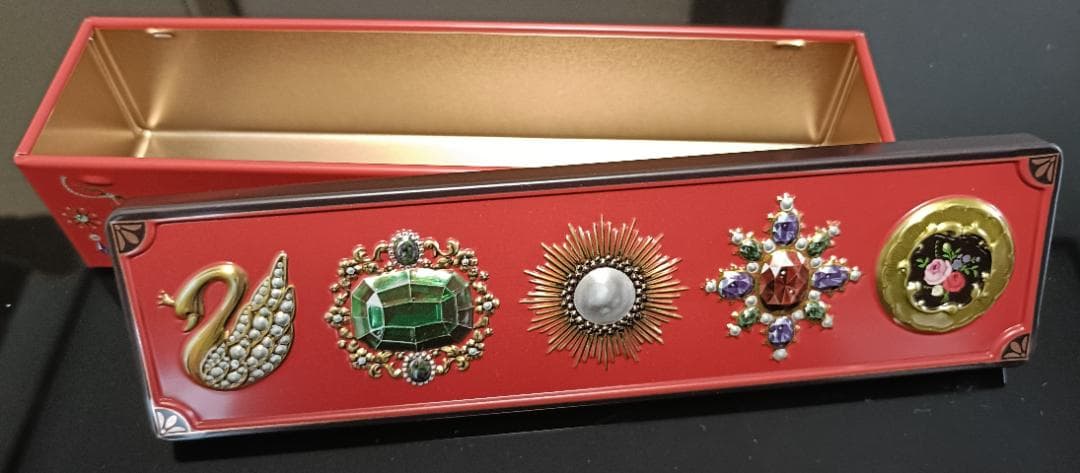 ビジュー缶 赤い小物入れ（50缶入）