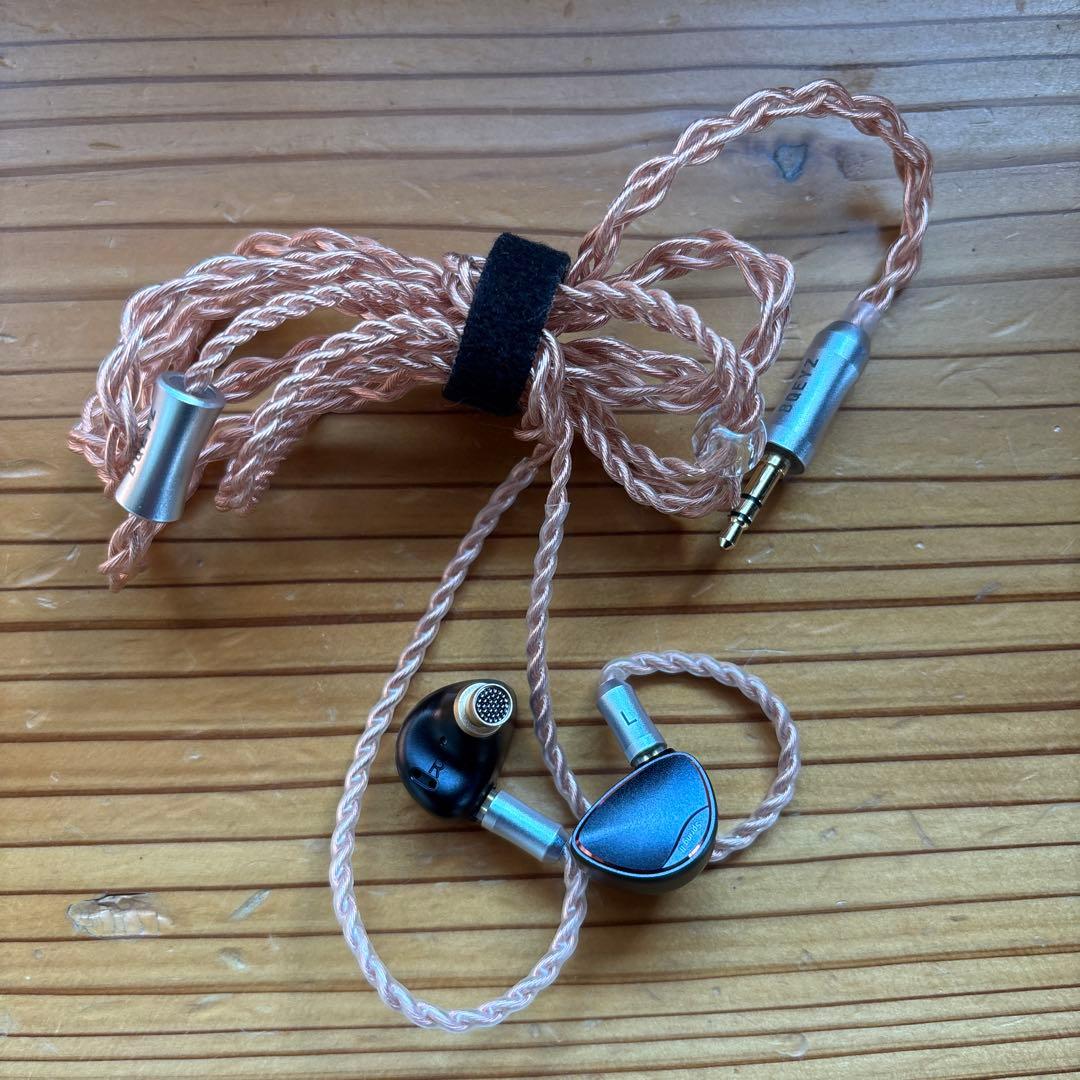 BQEYZ 有線イヤホン ピンク ケーブル
