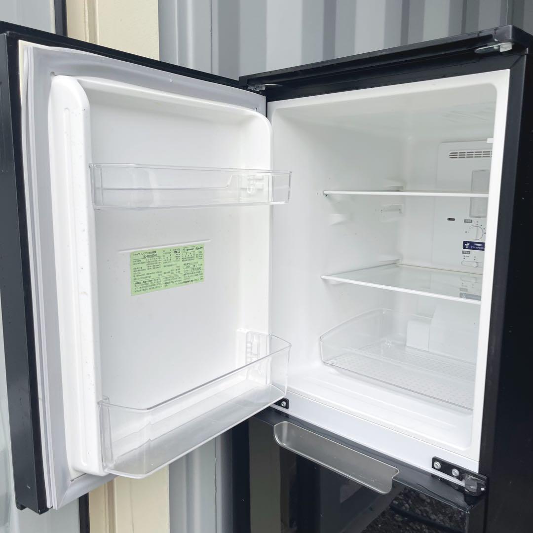 57取付無料！SHARPプラズマクラスター搭載スタイリッシュブラック冷蔵庫！