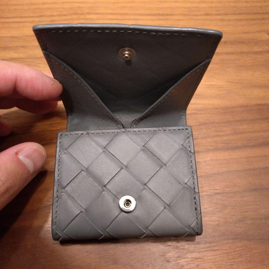 BOTTEGA VENETA グレー レザー ケース