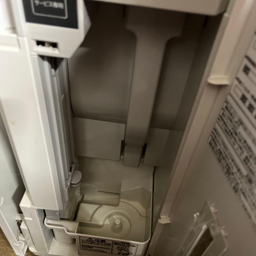 16　Panasonic 空気清浄機 F-MV2100