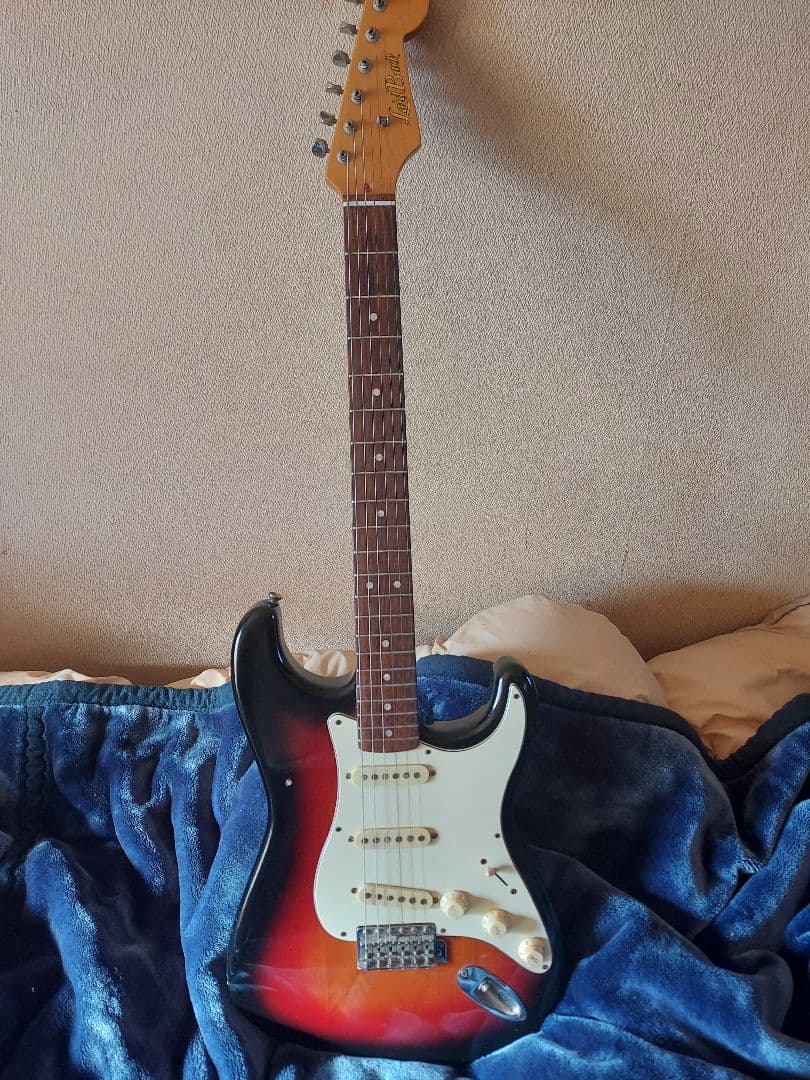Laid Back　ストラトタイプ エレキギター
