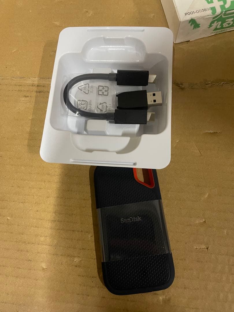 SanDisk SSD 外付け 1TB SDSSDE61-1T00-GH25