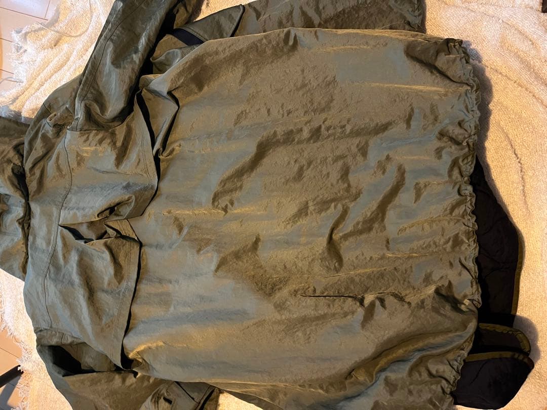 UN3D. ナイロンブルゾン