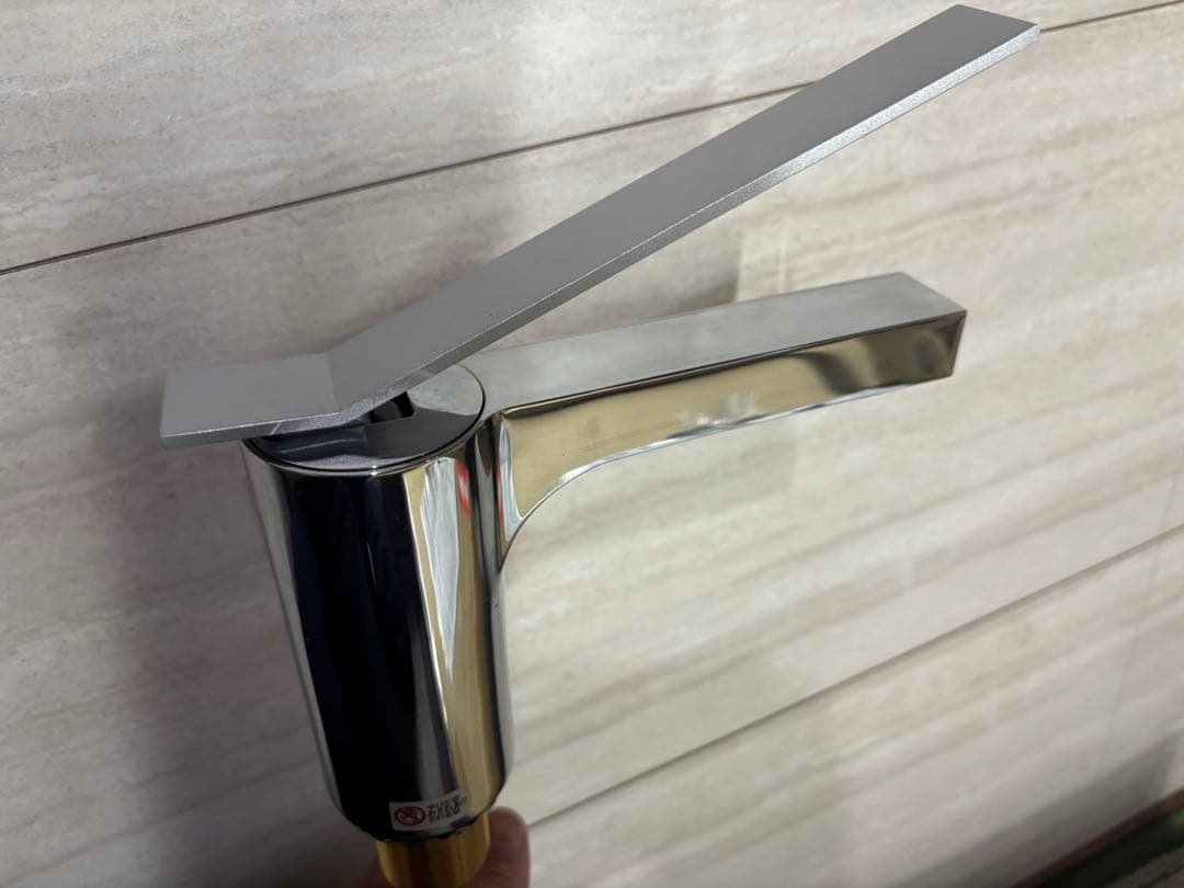 洗面混合栓　シングルレバー　ワンホール