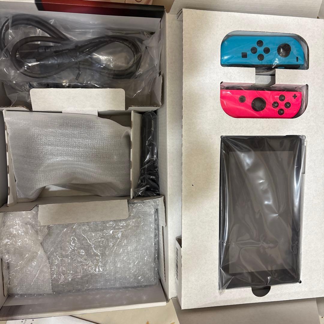 Nintendo Switch本体箱付き コントローラー付き【ジョイコン不良】