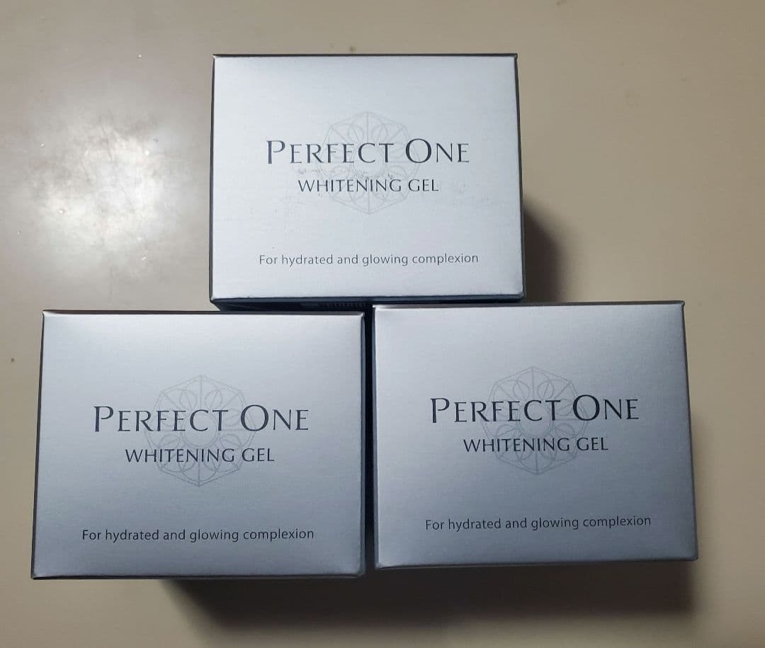 パーフェクトワン　薬用ホワイトニングジェル　75g✖️3個セット