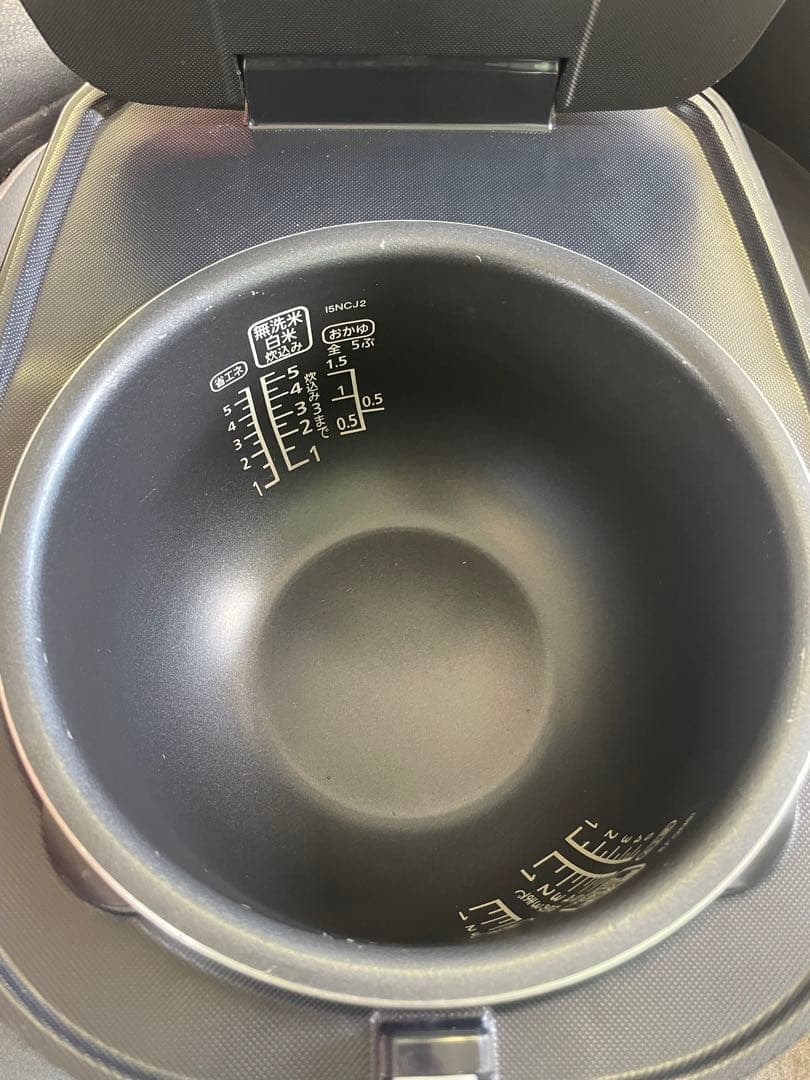 アイリスオーヤマ　IHジャー炊飯器　2020年モデル