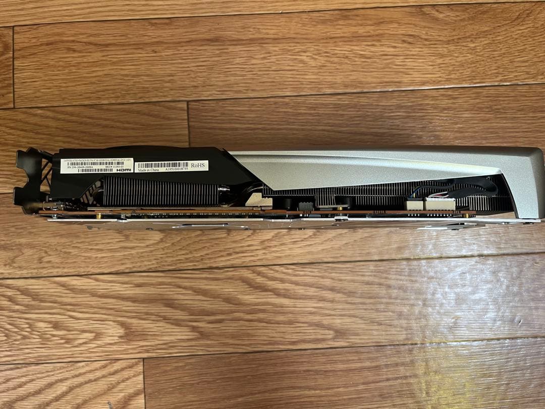 グラフィックボード・グラボ・ビデオカード Sapphire Nitro+ Radeon RX 5700 XT 8GB