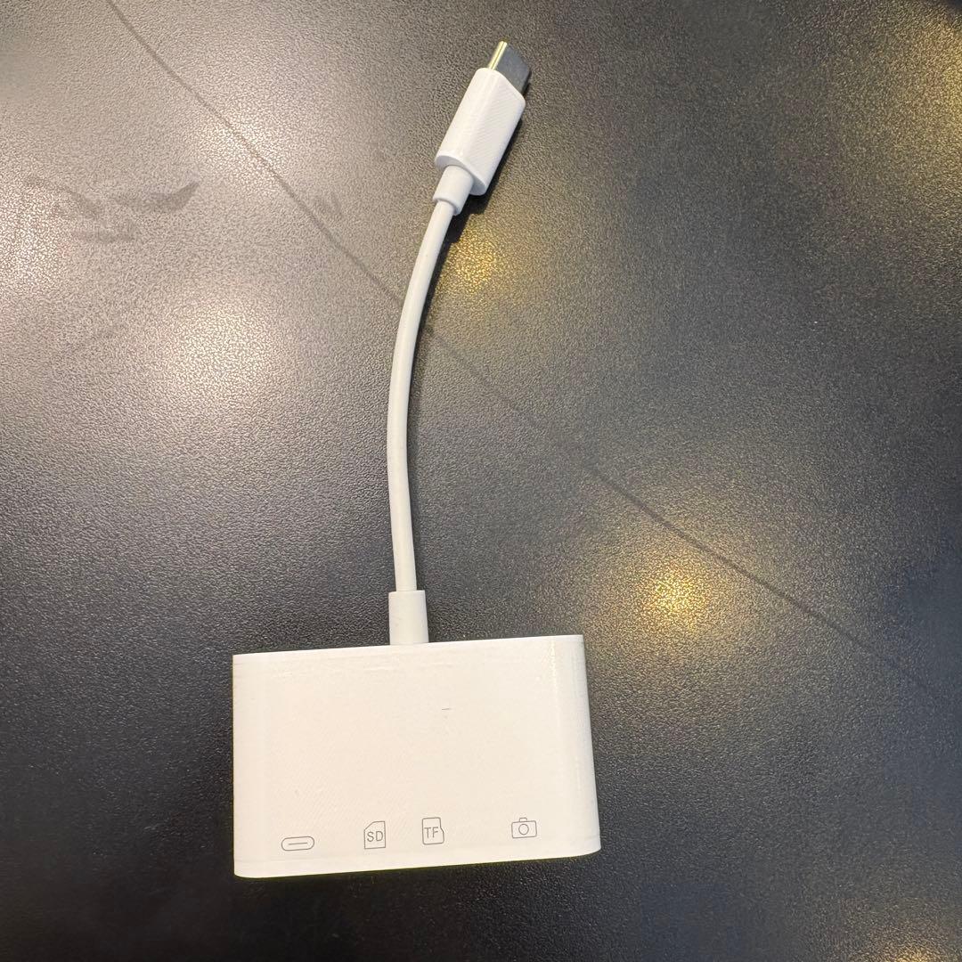 美品　RICOH R10 ブラック コンパクトデジタルカメラ