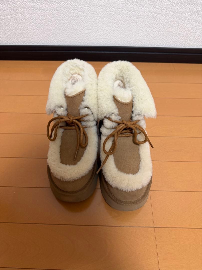 ugg ムートンブーツ 厚底 ブラウン Esmee Lace Up