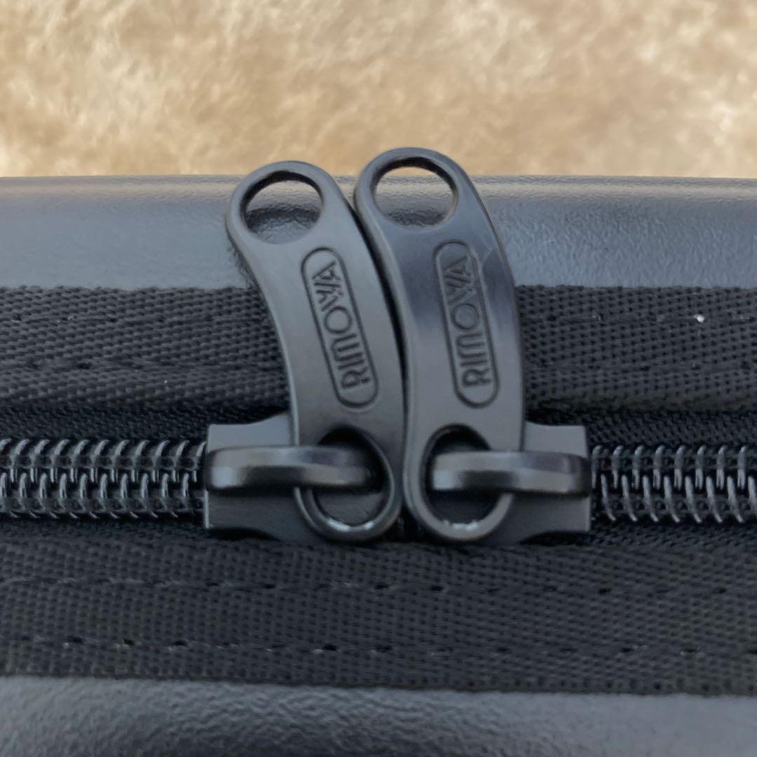 リモワポーチ RIMOWA ファーストクラス限定