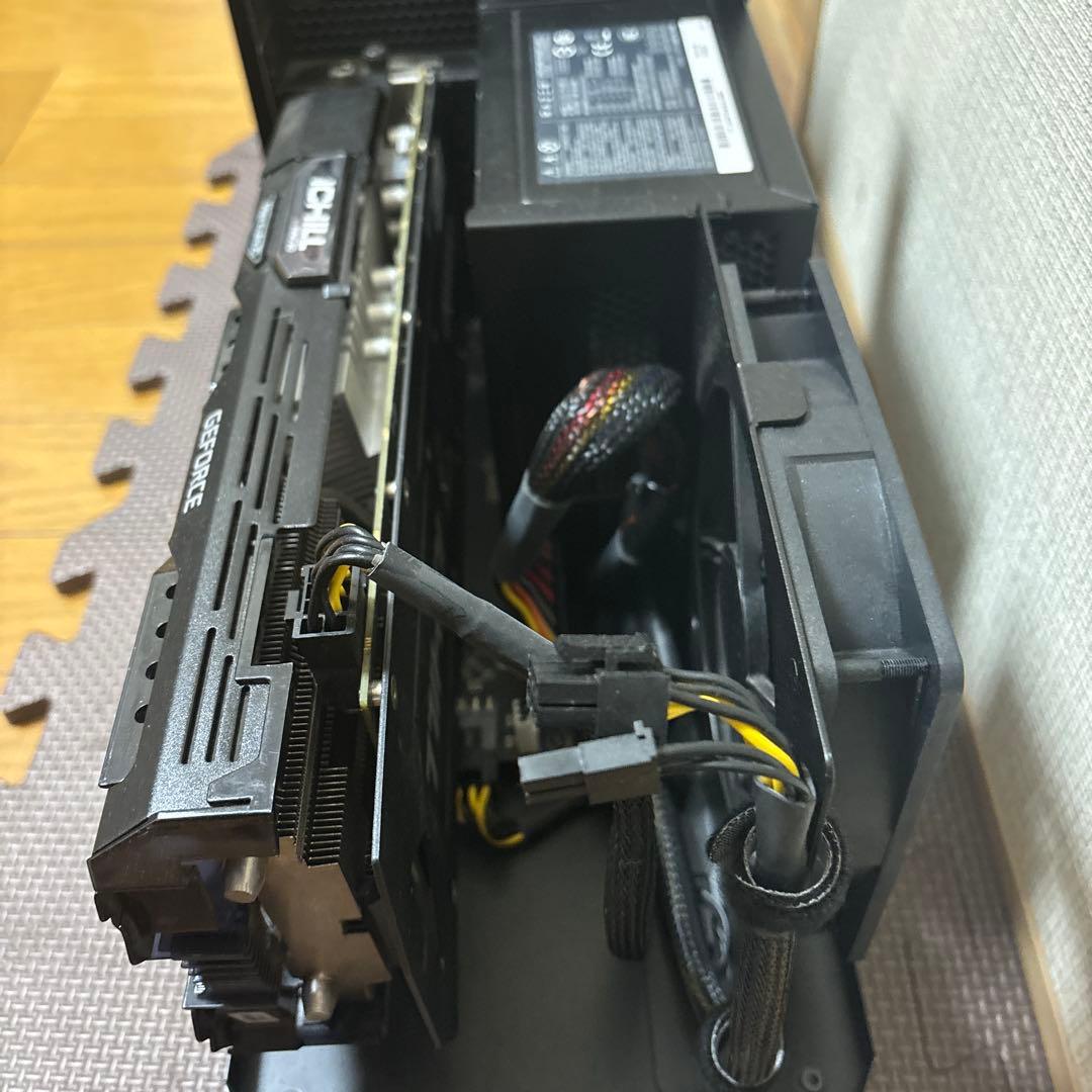 その他 Razer Core X