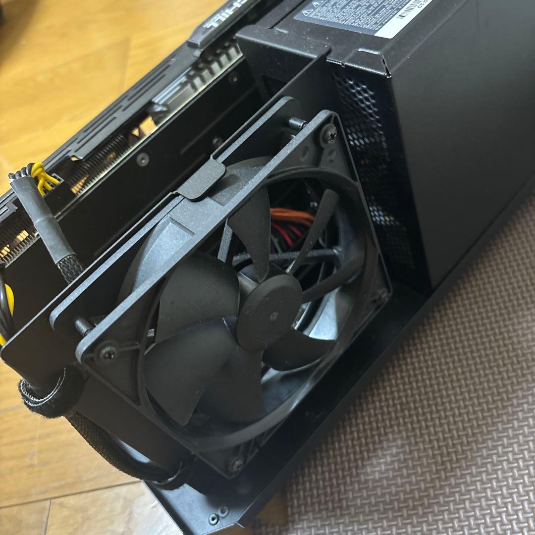 その他 Razer Core X