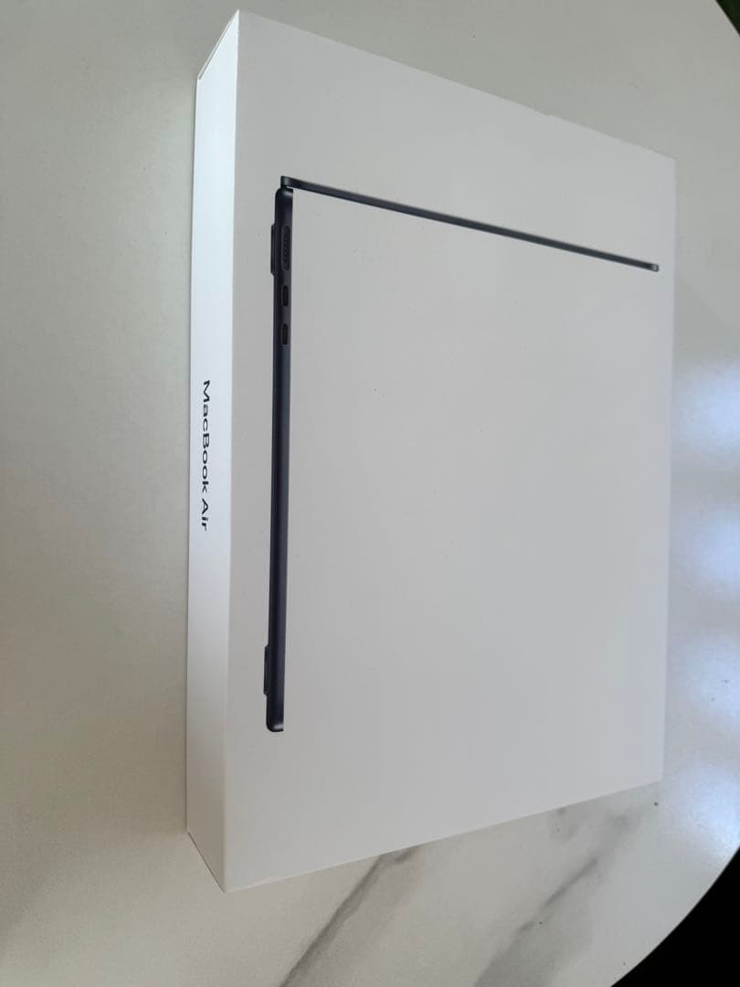 【Apple】MacBook Air 13インチ M3 2024 ミッドナイト