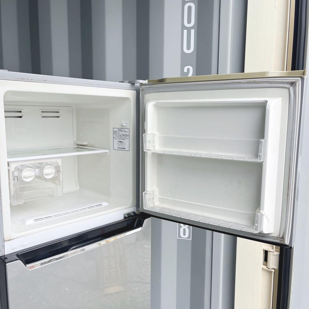 26取付無料！スタイリッシュシルバー大きめ227L 製氷ケース付き冷蔵庫！洗濯機