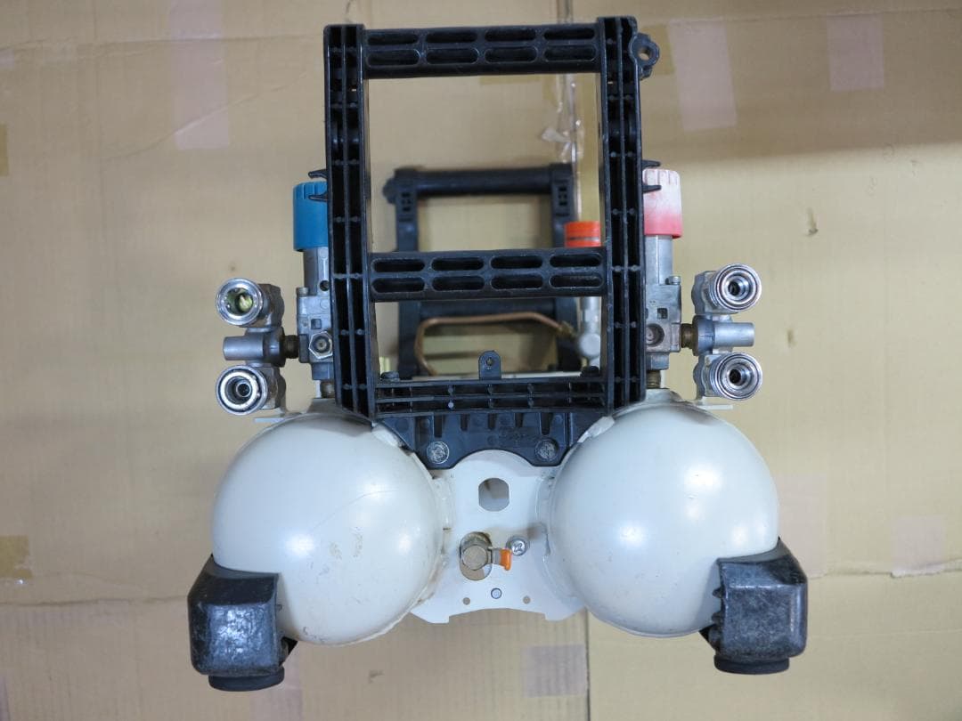 マキタ AC401XL の サブタンク 仕様 高圧/常圧