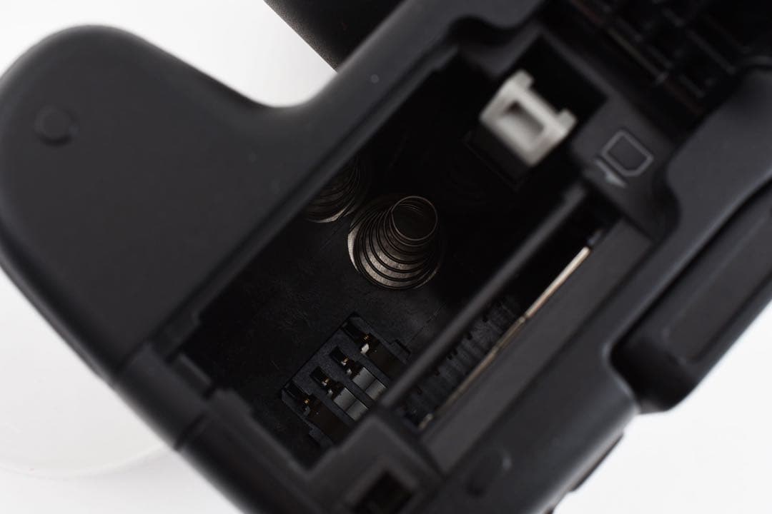 デジタル一眼レフカメラ canon kiss x10標準&望遠ダブルレンズセット