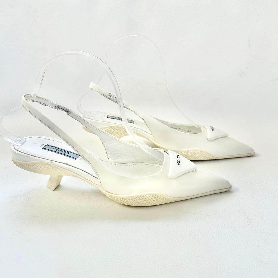 プラダ PRADA スリングバック パンプス トライアングルロゴ ホワイト 36