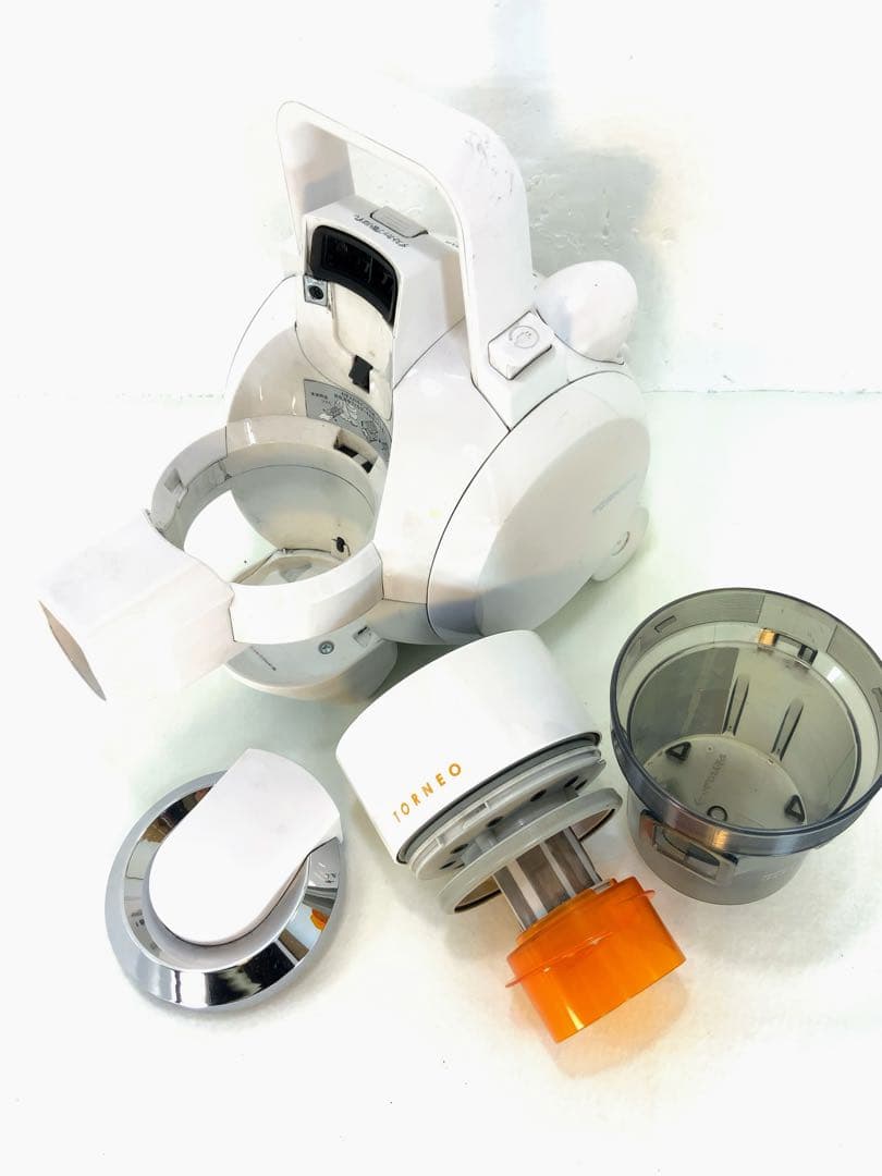 TOSHIBA サイクロンクリーナー　VC-S610X ホワイト