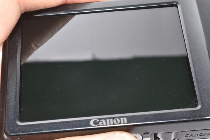 キヤノン CANON powershot A2400 シルバー