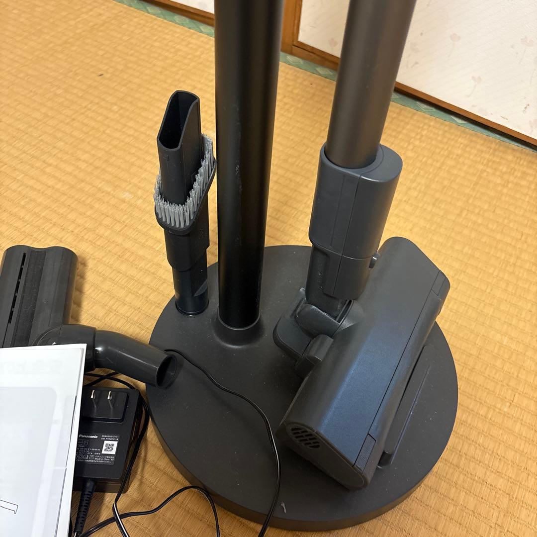 サイクロン式コードレススティック掃除機 MC-SB54K