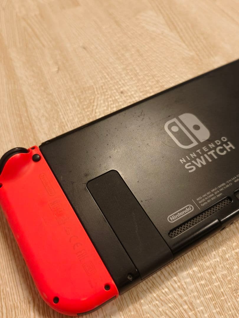 【おまけ多数】Nintendo Switchネオンブルー・ネオンレッドKABAA