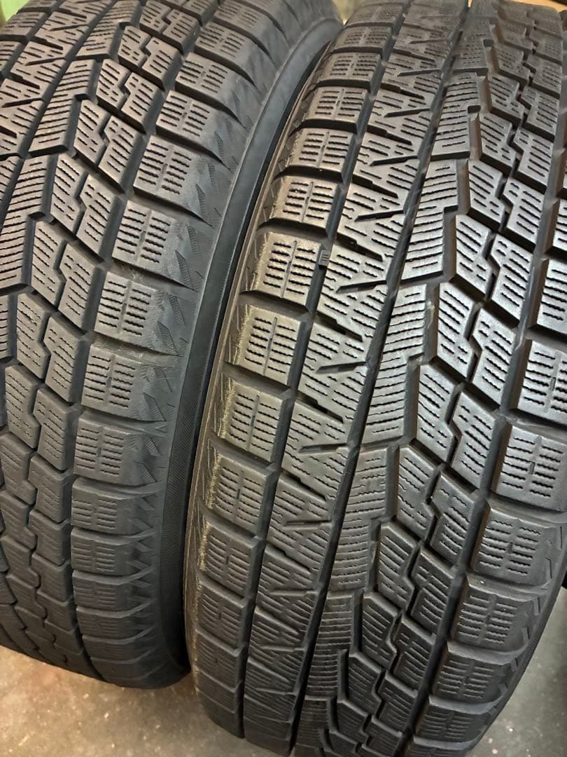 フィット、シャトルなど❗️185/60R15スタッドレスセット❗️