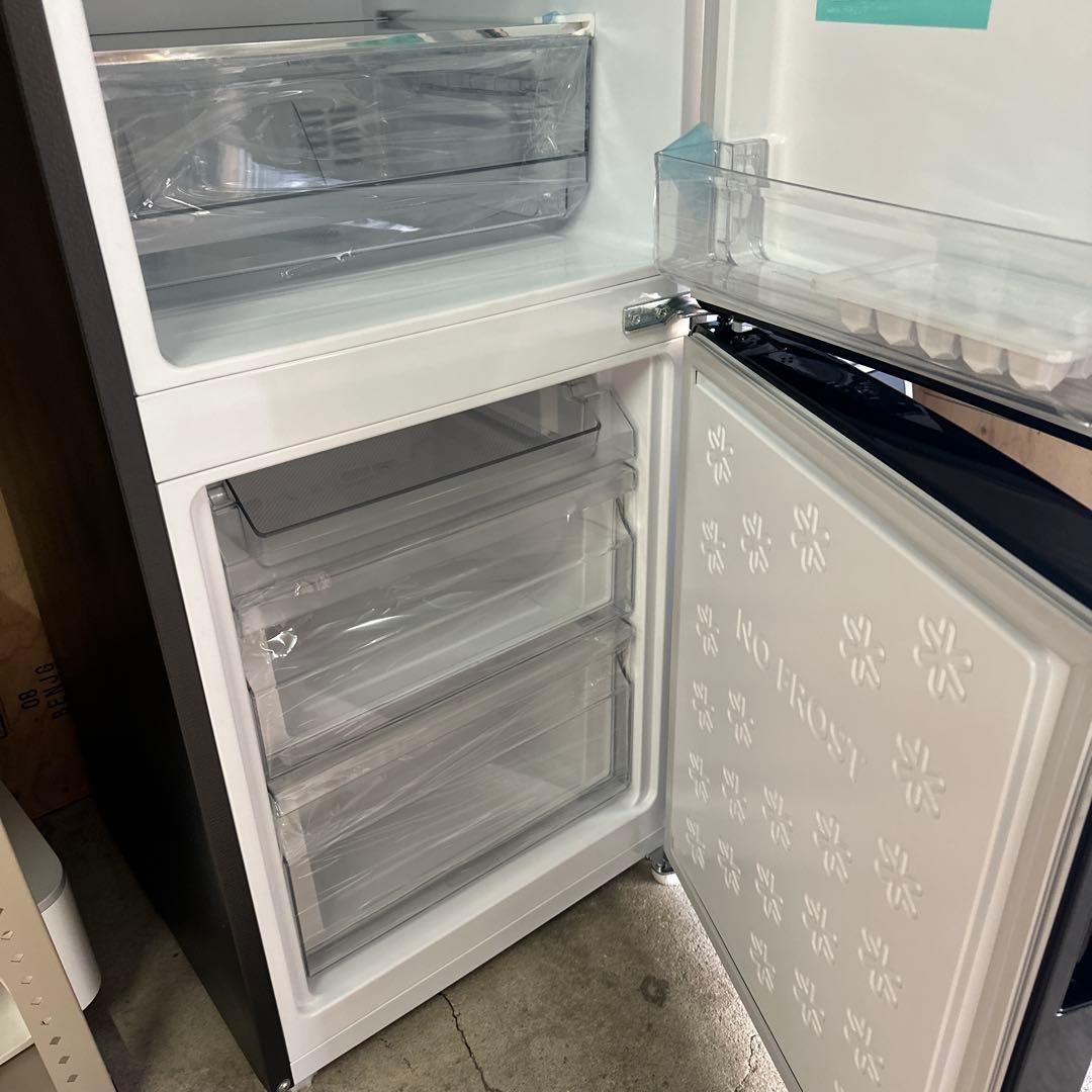 ブラック トップフリーザー冷蔵庫