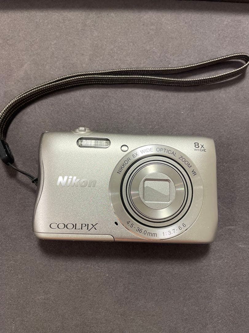Nikon COOLPIX コンパクトデジタルカメラ　S3700【本体のみ】
