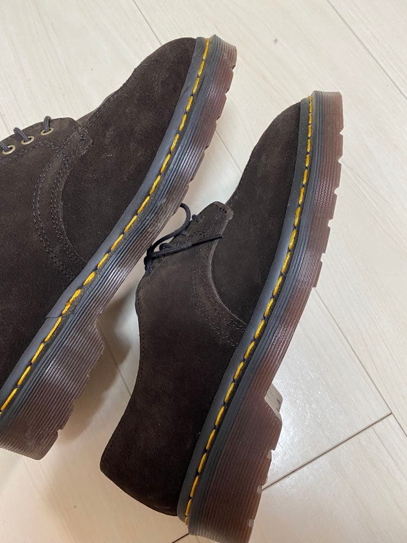 ニャイちゃん　Dr. Martens 2468 ダークブラウン