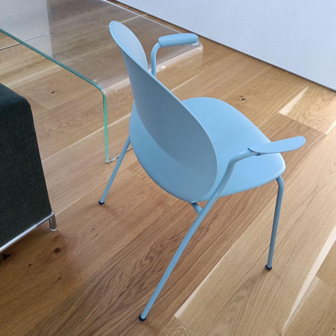 フリッツ・ハンセン　ライトブルー アーム付きチェア
