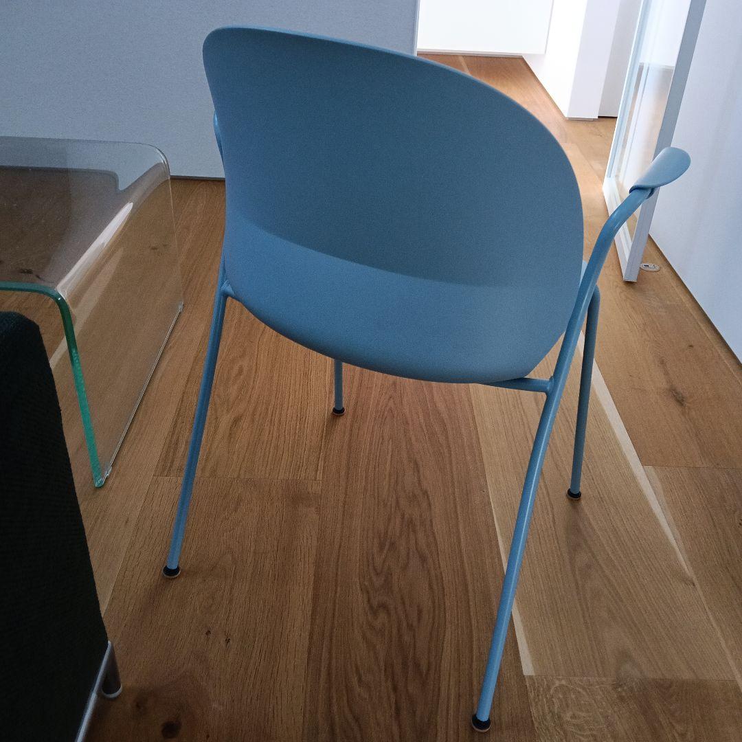 フリッツ・ハンセン　ライトブルー アーム付きチェア