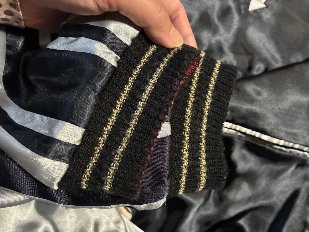 スカルと蛇刺繍のスカジャン Lサイズ　テーラー東洋