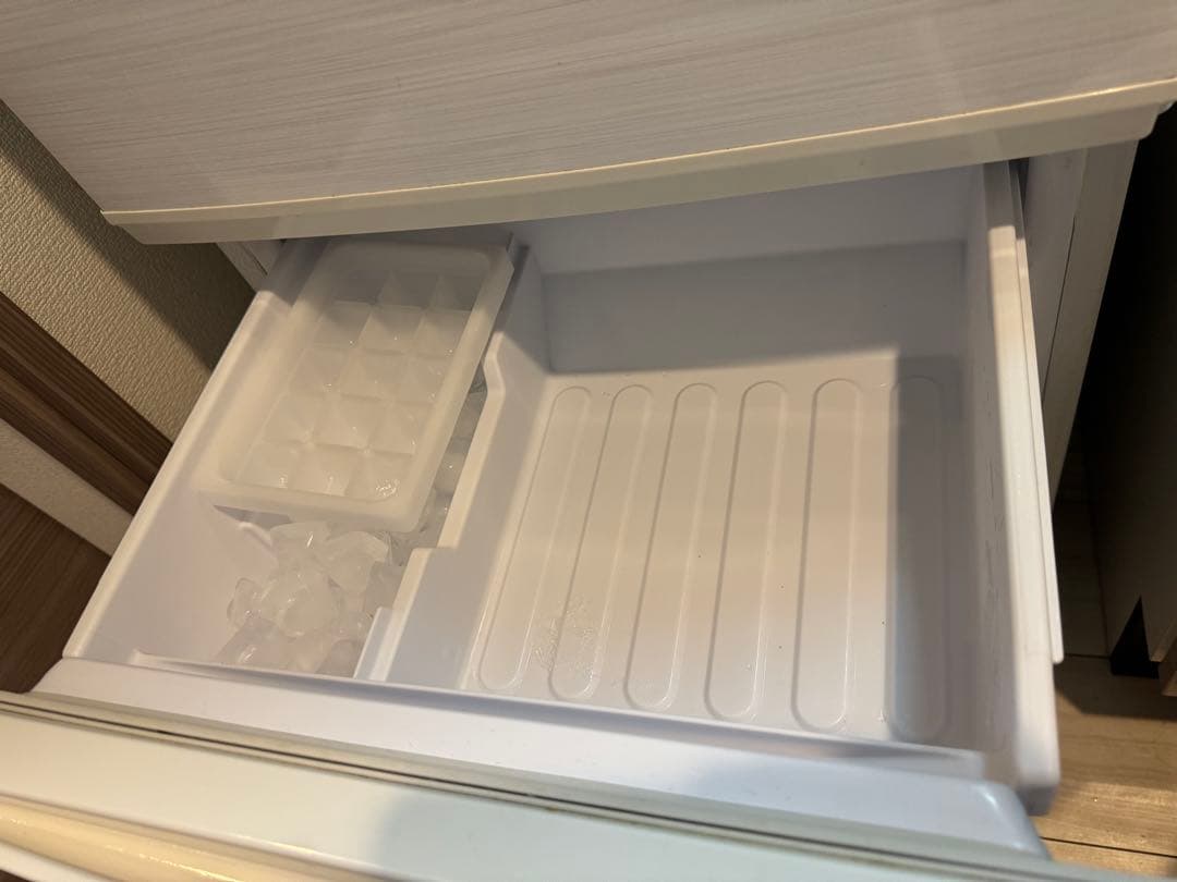 SHARP SJ-D14F-W 冷蔵庫 137L ホワイト