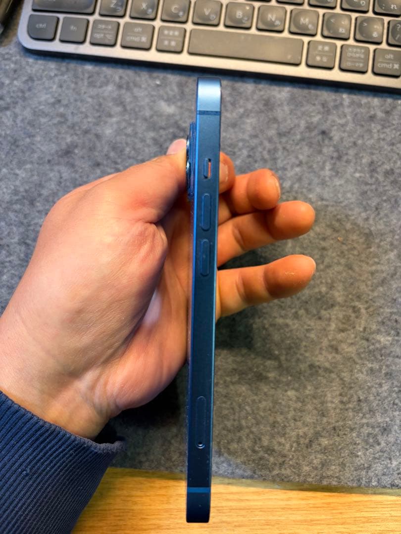 Apple iPhone 13 本体 ブルー