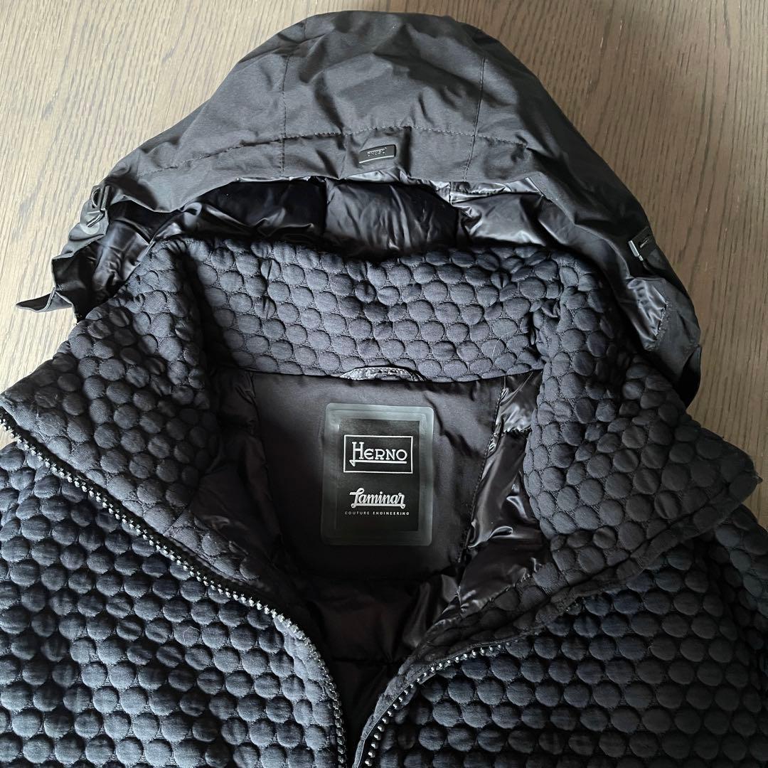 HERNOヘルノ LAMINARダウンコート 黒 フード付き19AW 定価20万