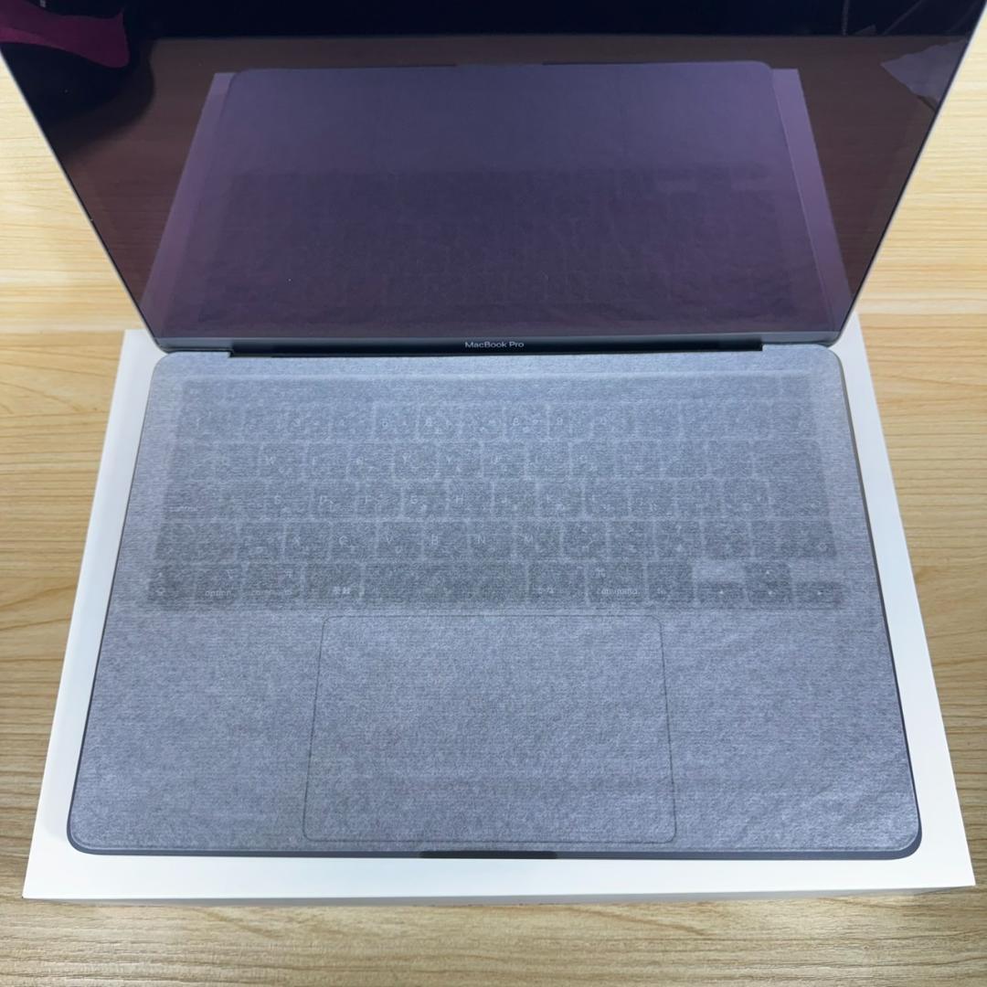 MacBook本体 P273 Apple MacBook Pro i7 32GB 512GB