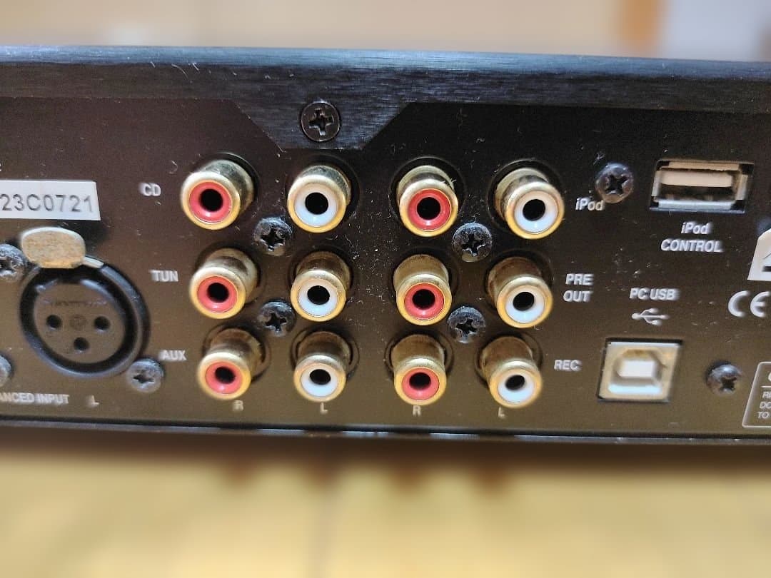 【ジャンク】Aura groove 【音出し確認済・電源トランス付】