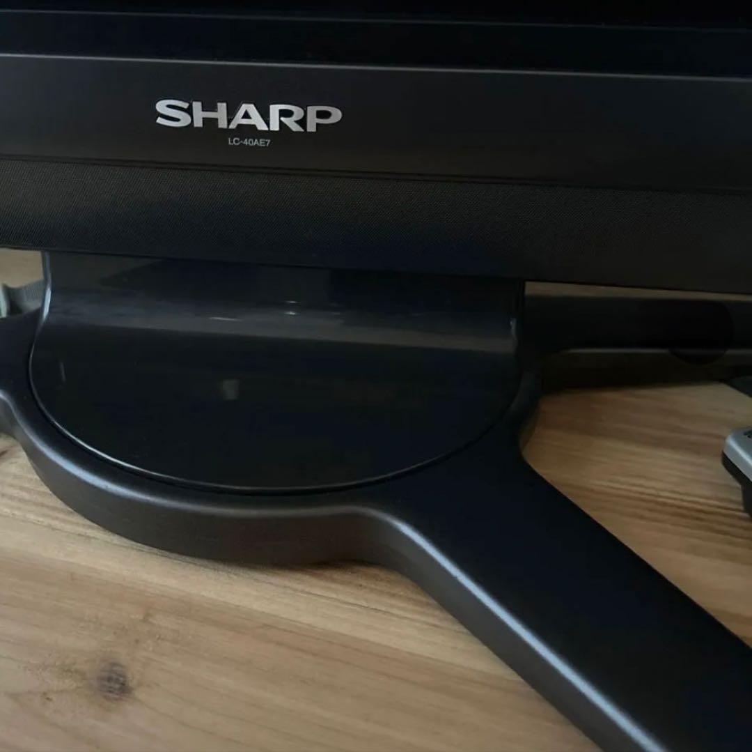 [送料込] SHARP 液晶テレビ AQUOS 40型LC-40AE7