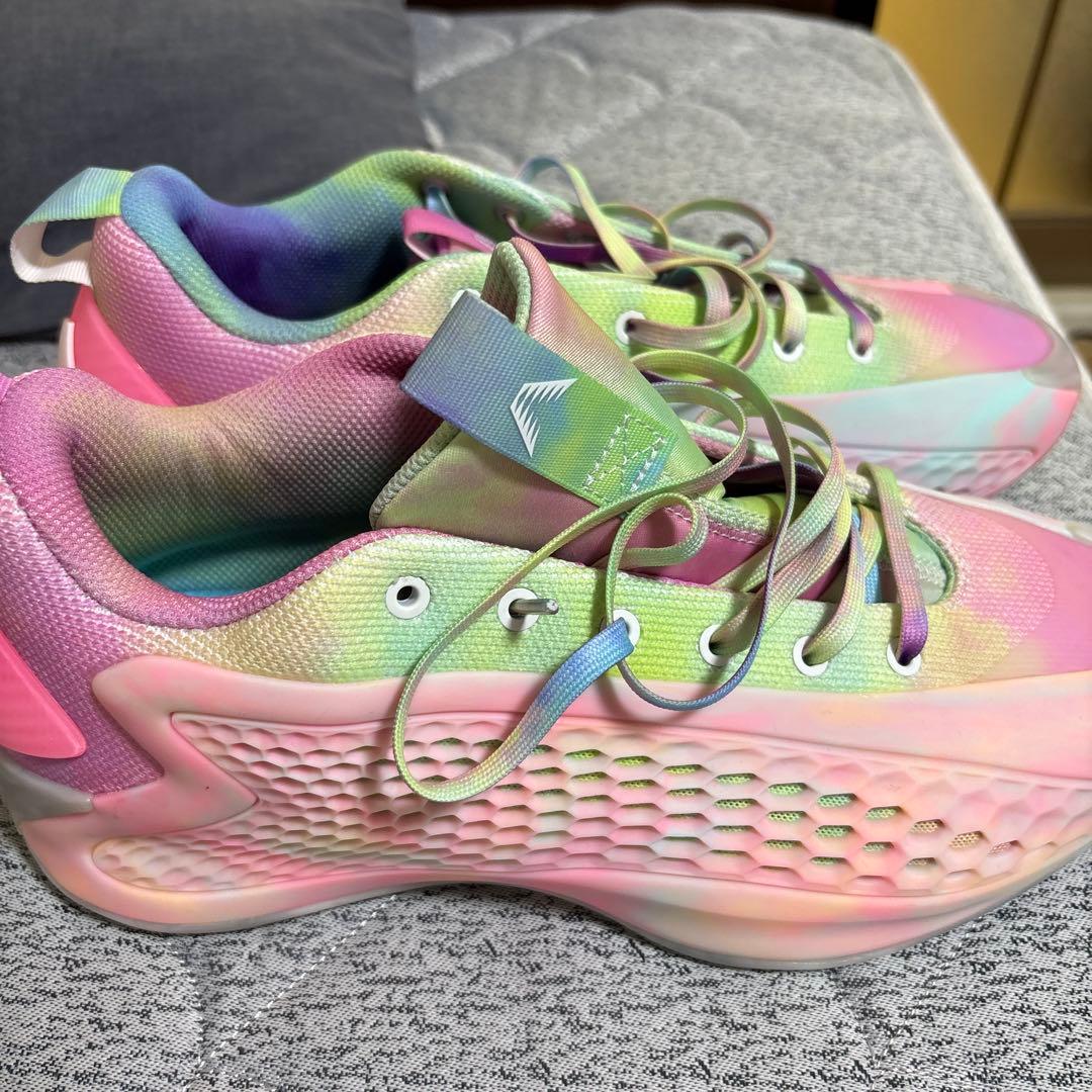 パ*ア様 adidas バスケットボールシューズ A.E.1low