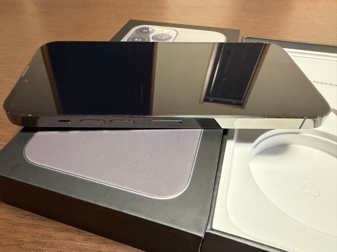 Apple iPhone 13Promax 256GB グラファイト 本体