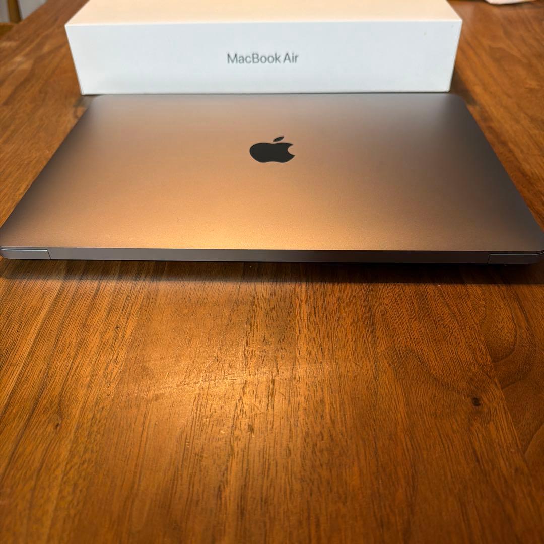 MacBook Air 13.3インチ M1チップ 2020 スペースグレイ