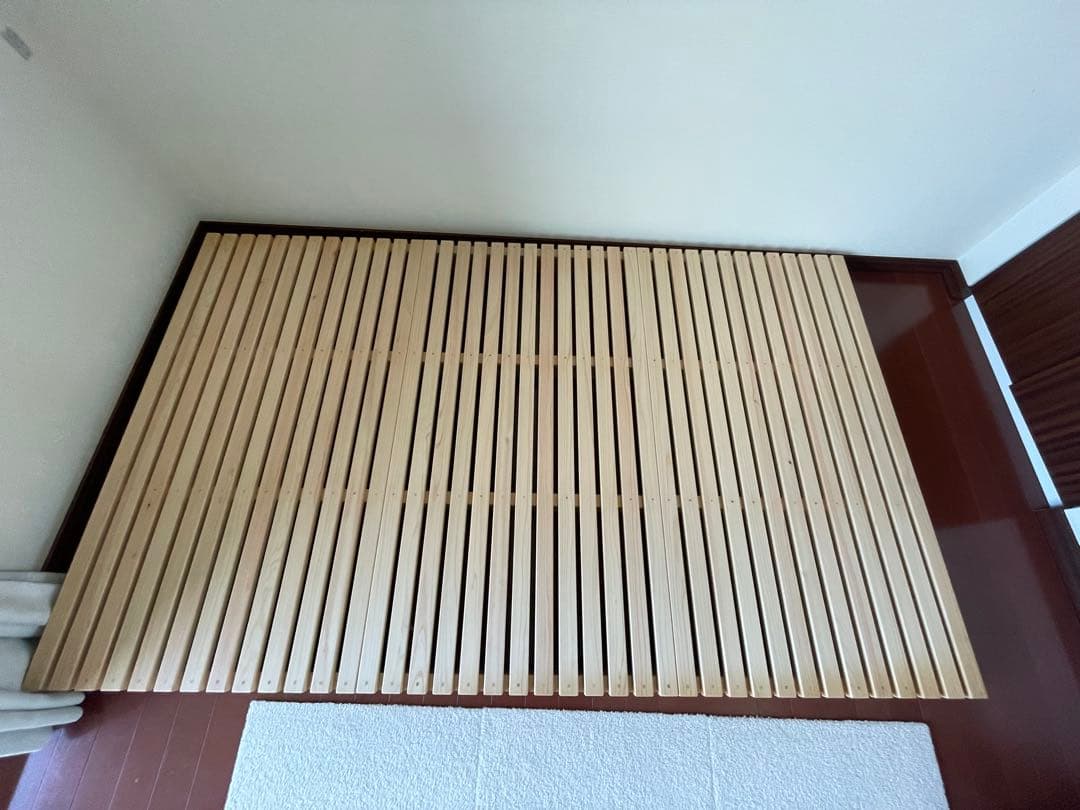国産ヒノキ無垢材のスノコベッド