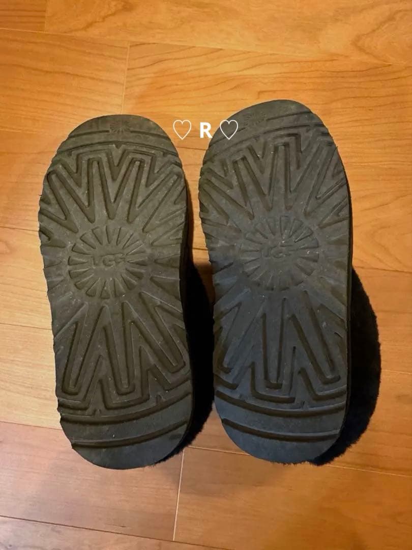 【最終】UGG アグ / Tazzlita 24