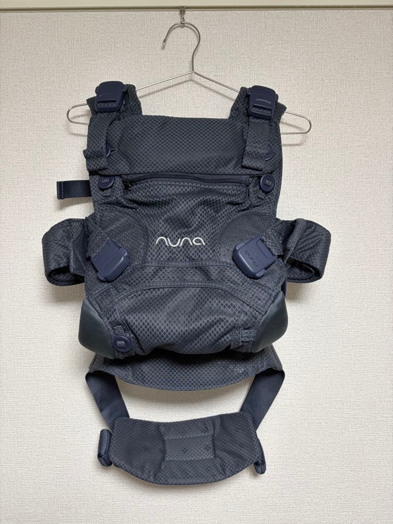 NUNA カルドクリック　ダークグレー（デニム）抱っこ紐