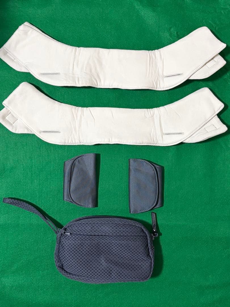 NUNA カルドクリック　ダークグレー（デニム）抱っこ紐